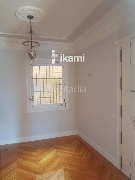 Foto 60ac51e1-73b1-4d66-99bb-7869a1ccb313. Alquiler piso alquiler piso de lujo en calle odonnell con increíbles vistas al parque el retiro en Madrid