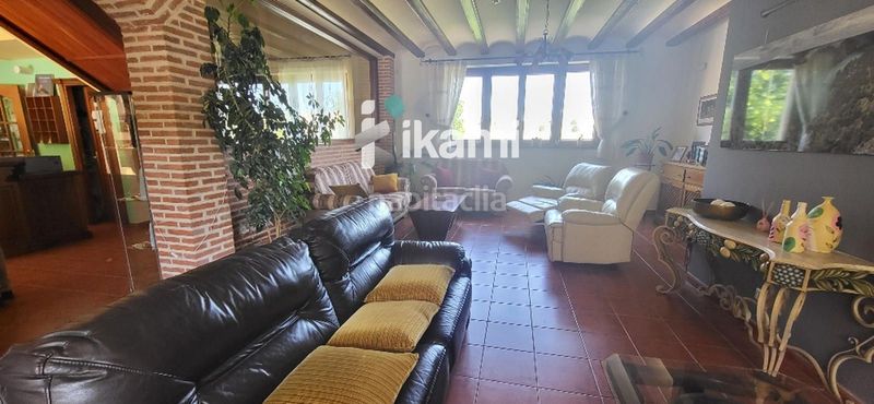 Foto 4032fb88-99d9-4bc1-9c78-73f84f5e9c5c. Edifici a Sepúlveda