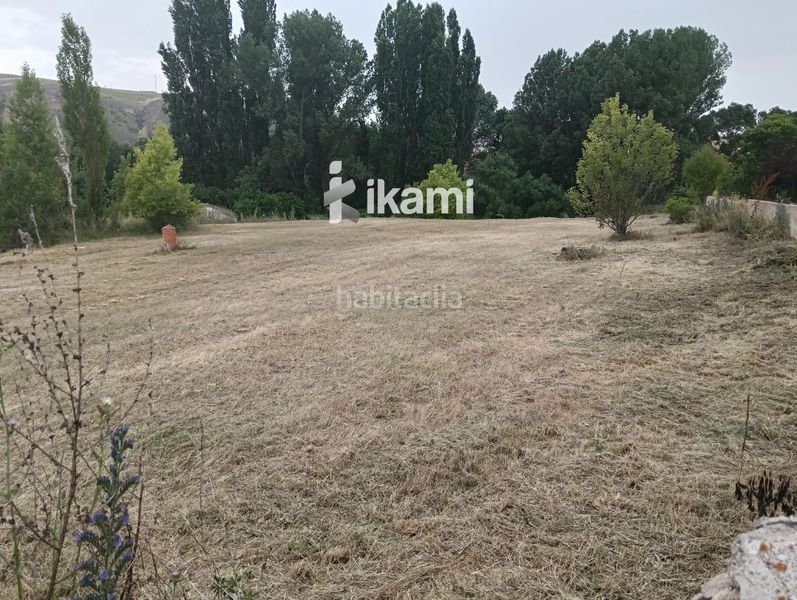 Foto 1e5cf38b-eeac-40dc-afbb-e3d816d4530a. Finca rústica a Sepúlveda