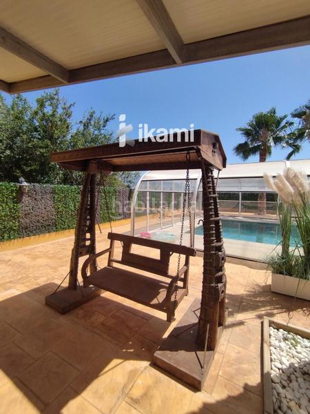 Foto 4032bed1-ea49-479e-a6bb-6471122d24e0. Chalet with parking pool in Pueblo-Ubanizaciones Alfàs del Pi (l´)