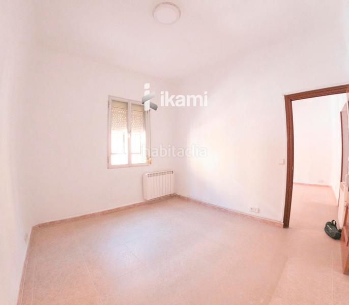 Foto 7a5b4feb-5bd0-444a-b634-43c99f819089. Piso di adiós al alquiler y da la bienvenida a tu nuevo hogar en puente de vallecas! en Madrid