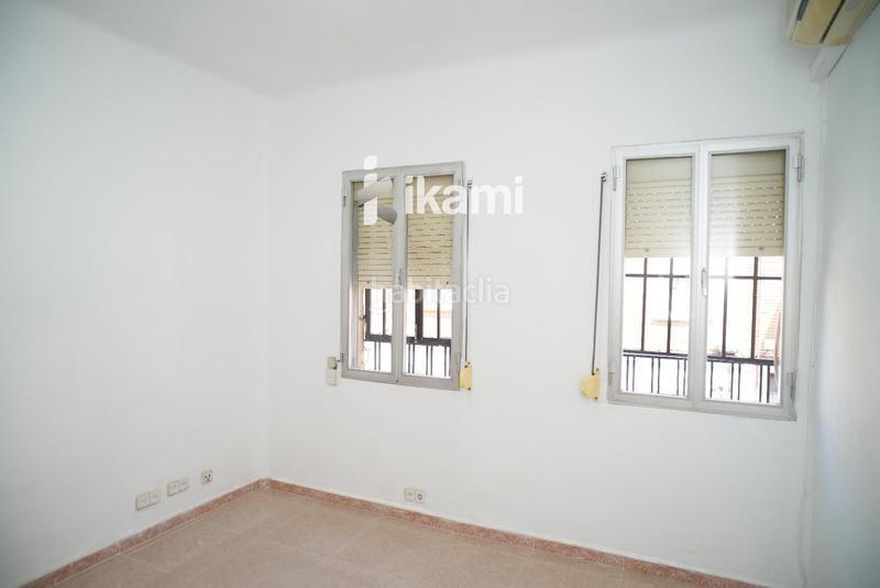 Foto 898b7996-6d41-493d-800f-43aff96a8914. Piso di adiós al alquiler y da la bienvenida a tu nuevo hogar en puente de vallecas! en Madrid