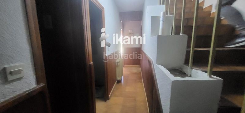 Foto ddd6dc4f-8507-4b94-9564-353d3fe048d2. Edificio in Peguerinos