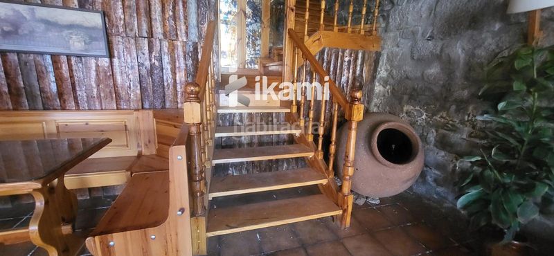 Foto e4b2cf4f-f349-4746-a42b-aee4b5a0c963. Edificio in Peguerinos