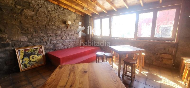 Foto 51a375ea-e9fb-4478-81aa-2ba8257f2f6f. Edificio hostal restaurante sierra mar en Peguerinos