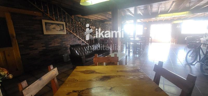 Foto 6ca0d14d-c7c2-433d-87f4-0c29b32286e6. Edificio hostal restaurante sierra mar en Peguerinos