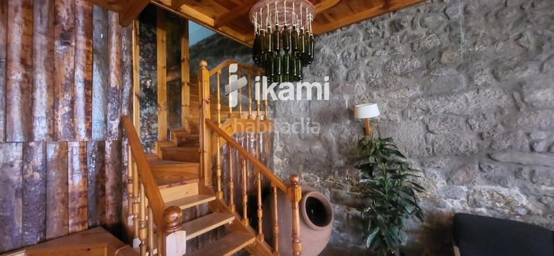 Foto cb914cf0-a2f8-4ea7-b944-1830a026d6b4. Edificio hostal restaurante sierra mar en Peguerinos