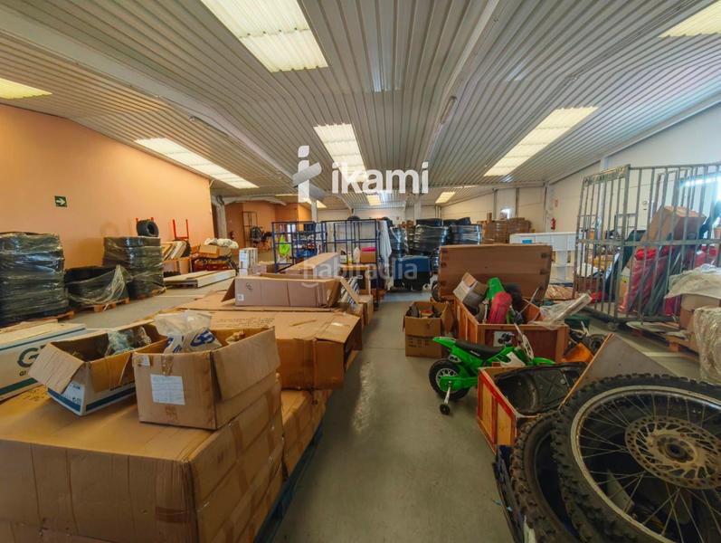 Foto 191f918b-8c65-4b97-8b63-670e7fe89267. Nave industrial nave 2406 exposicion, oficinas y taller con almacen motos en mostoles en Móstoles