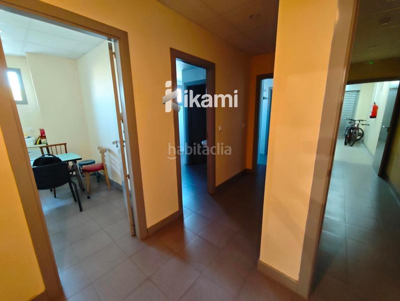 Foto 4ce0a382-5634-4c15-b784-ca27555f6260. Nave industrial nave 2406 exposicion, oficinas y taller con almacen motos en mostoles en Móstoles