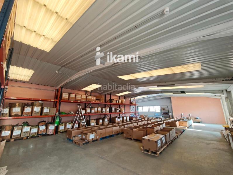 Foto 59a242d9-55e4-4078-a6f8-29b3680fa62a. Nave industrial nave 2406 exposicion, oficinas y taller con almacen motos en mostoles en Móstoles
