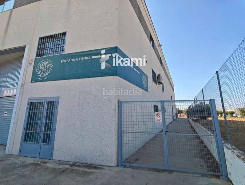 Foto 6500bffb-5000-466d-949f-5704de05e745. Nave industrial nave 2406 exposicion, oficinas y taller con almacen motos en mostoles en Móstoles