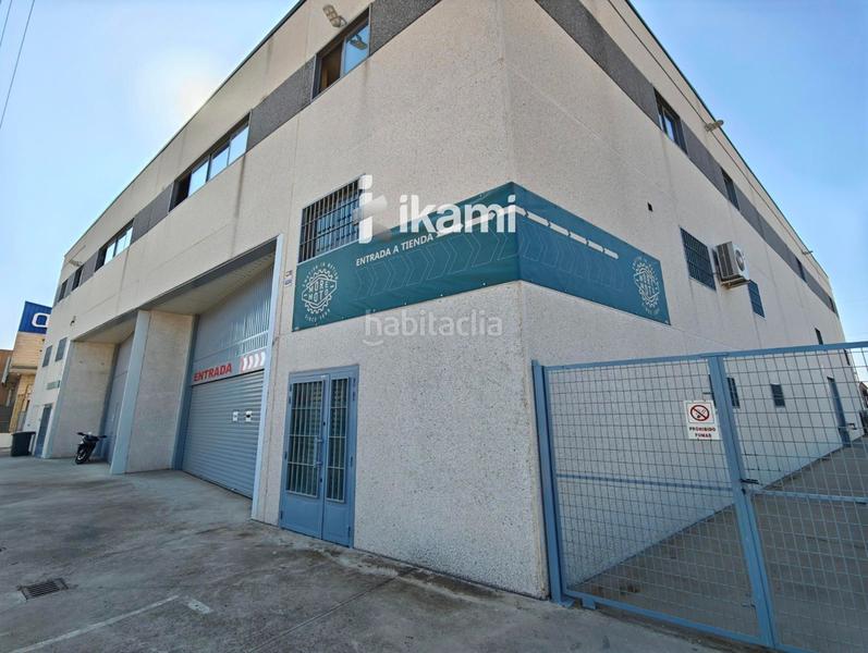 Foto 6e2ece00-d785-46e4-ae5e-96ccb42c54cf. Nave industrial nave 2406 exposicion, oficinas y taller con almacen motos en mostoles en Móstoles