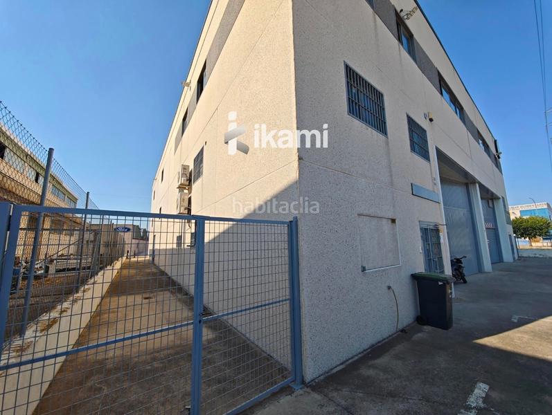 Foto ca92d67c-d3d8-4ae5-a45a-ab01299f13f8. Nave industrial nave 2406 exposicion, oficinas y taller con almacen motos en mostoles en Móstoles