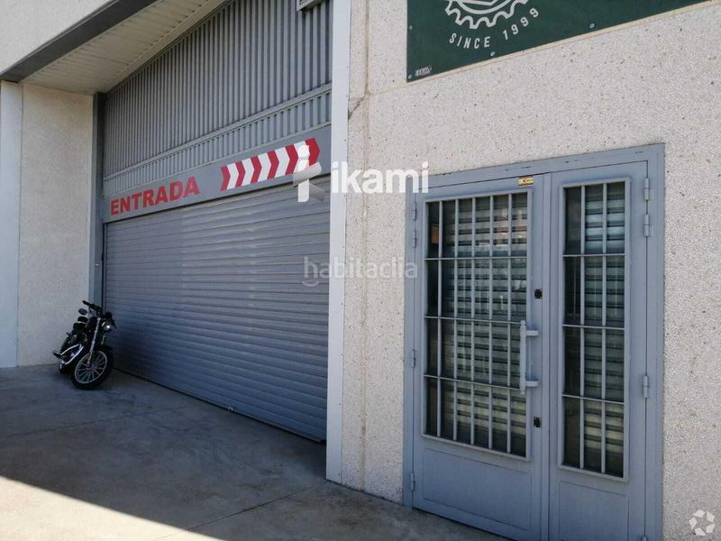 Foto d297ed31-9204-495d-8430-a1ce288df307. Nave industrial nave 2406 exposicion, oficinas y taller con almacen motos en mostoles en Móstoles