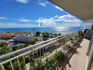 Penthouse in Goteta. Ático en venta alicante 1 línea de playa