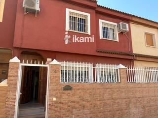 Casa adossada  Aledo. Bienvenido a tu futuro hogar!