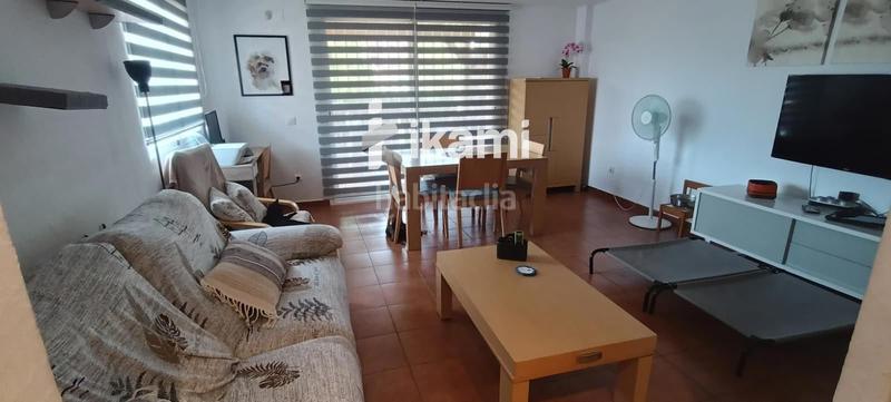 Foto ab457979-22dd-4d5a-b247-2fb10c62eca6. Casa adossada amb calefacció aparcament a Coloma Nucia (la)