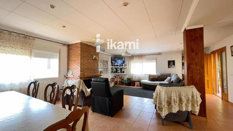 Foto 4ddd513d-9e7c-4bb8-9d8f-73e934b09369. Chalet mit heizung parking pool in La Loma-Las Lomas Náquera