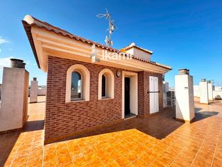 Pis  Belen. Oportunidad única en el centro de san pedro del pinatar