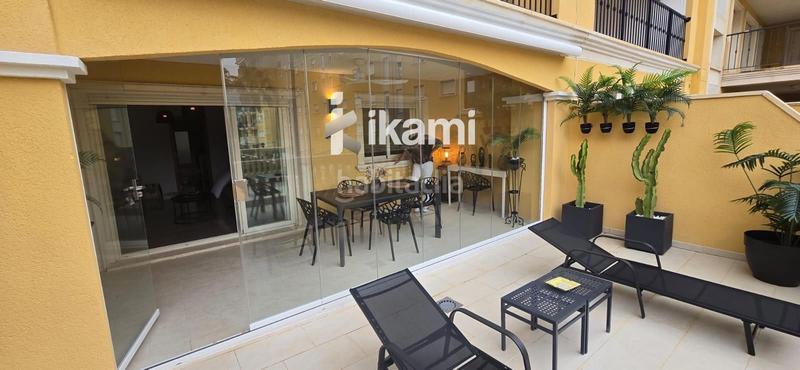 Foto c6ee99da-0b58-4c4b-8d2a-170e921e3f0a. Location appartement avec parking piscine dans La Pedrera-Vessanes Dénia