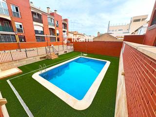 Appartamento in San Pedro del Pinatar. Apartamento con terraza, piscina y garaje en san pedro del pinat