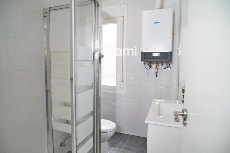 Foto ed3b8e8c-2024-4af5-8c5e-e16348a90296. Flat with heating in San Diego Madrid