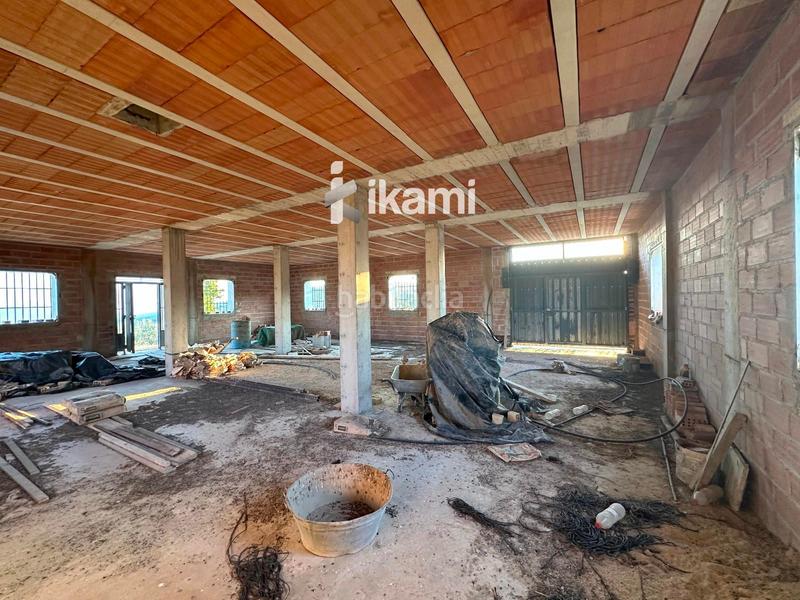 Foto a2deffe4-14e0-47e7-bafb-98233b5a4397. Xalet amb aparcament a Villanueva del Trabuco