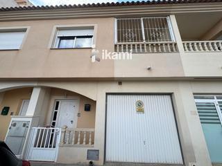 Dúplex  San luis. Dúplex con espacioso garaje y terraza privada en san javier