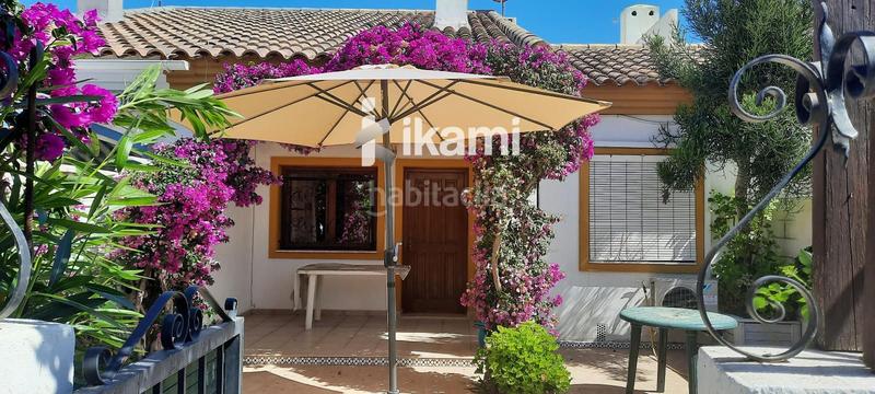 Foto 5123e6b5-fb92-443b-8fa4-f29027a8313e. Maison jumelée avec chauffage piscine dans Verger (el)