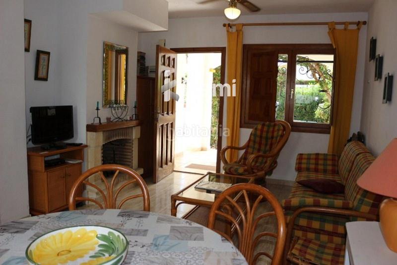 Foto 74e91e7b-be11-4f2e-889d-3d66ee588081. Maison jumelée avec chauffage piscine dans Verger (el)