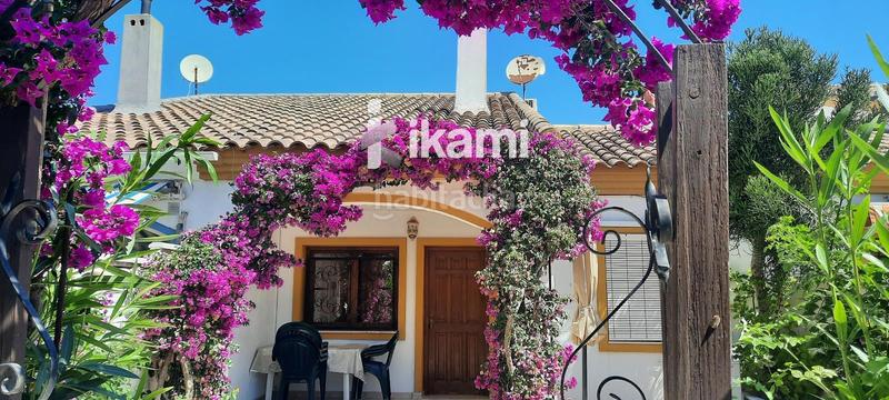 Foto 7cbcf349-b87a-443f-a4b7-1b2d13272097. Maison jumelée avec chauffage piscine dans Verger (el)