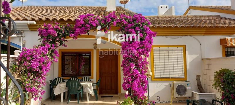 Foto bcee0e4e-3089-4179-9e86-71ac11efbaa6. Maison jumelée avec chauffage piscine dans Verger (el)