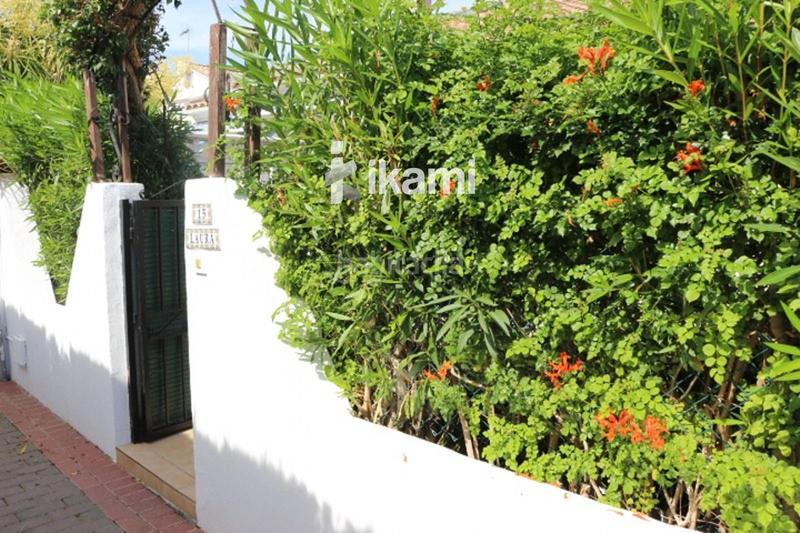 Foto f1a53ce1-f2e3-4e70-8080-b4a732758616. Maison jumelée avec chauffage piscine dans Verger (el)