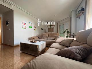 Zweistöckige Wohnung  Ulea. Exclusivo chalet con placas solares en el centro de san pedro de
