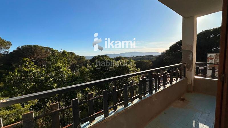 Foto e8c08d9b-12d5-43f3-b9c4-d1dad6a0f2bb. Chalet  en les planes, . en Centre Blanes