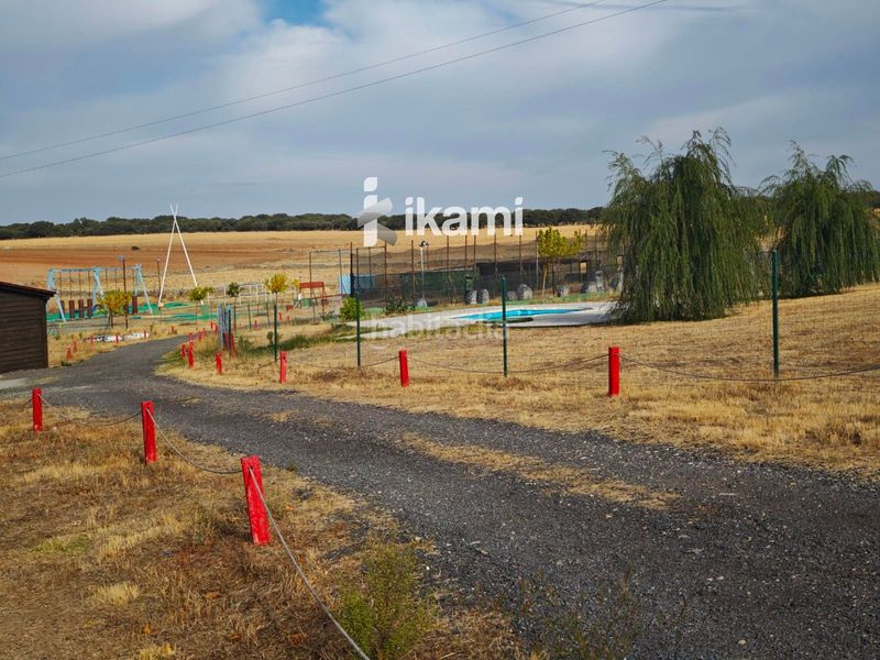 Foto 42768b30-458c-45f3-8c5a-920058e8983b. Finca rústica a Martinamor