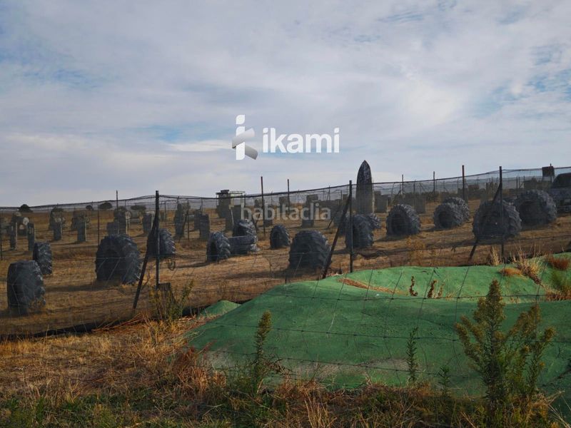 Foto 822f1df6-e01b-41f9-848d-ec071d7239de. Finca rústica a Martinamor