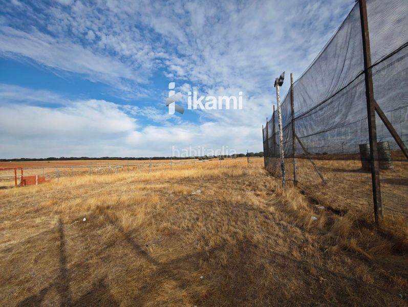 Foto b38fcb55-b51e-4c46-b44d-9e58cb3c18c1. Finca rústica a Martinamor