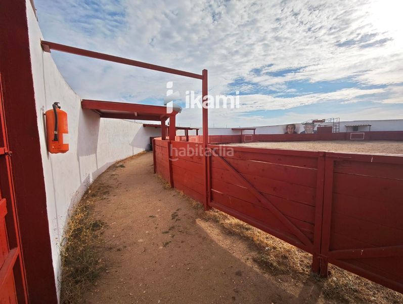 Foto c0a827f7-fbd2-45d6-9e12-379079754958. Finca rústica a Martinamor