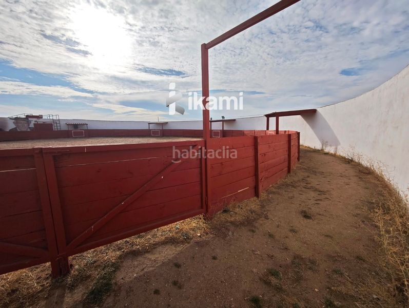 Foto efc710ad-2067-4d58-825a-1c9bedc9ec7b. Finca rústica a Martinamor