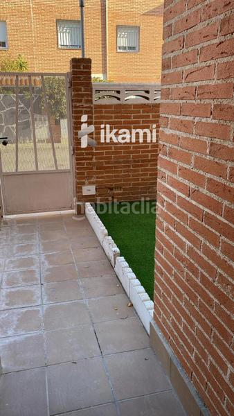 Foto 09a56e65-8856-4ead-b969-d9c7a4bc333a. Casa a schiera in Chozas de Canales