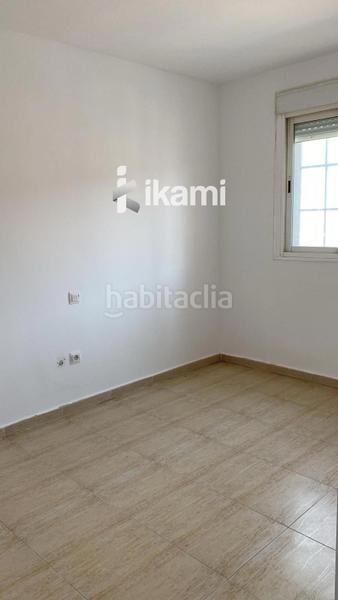 Foto 0f3d6e79-df87-4afb-82a6-b760fbfc1557. Casa a schiera in Chozas de Canales