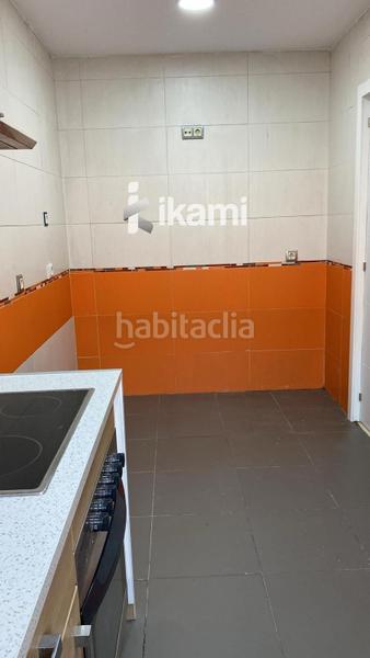 Foto 45c9f489-c14b-4410-bed6-196d2fec9f79. Casa a schiera in Chozas de Canales