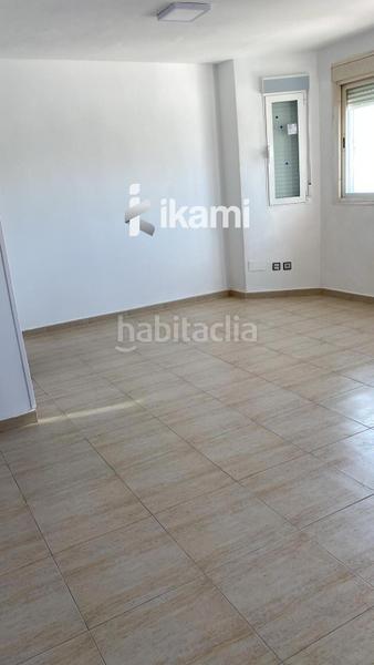 Foto 57ccbc6f-299f-40b7-867e-a7447f75526b. Casa a schiera in Chozas de Canales