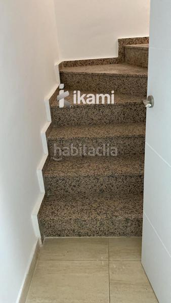 Foto d0a5faa5-17ca-4a33-a785-e58ce98bea5c. Casa a schiera in Chozas de Canales