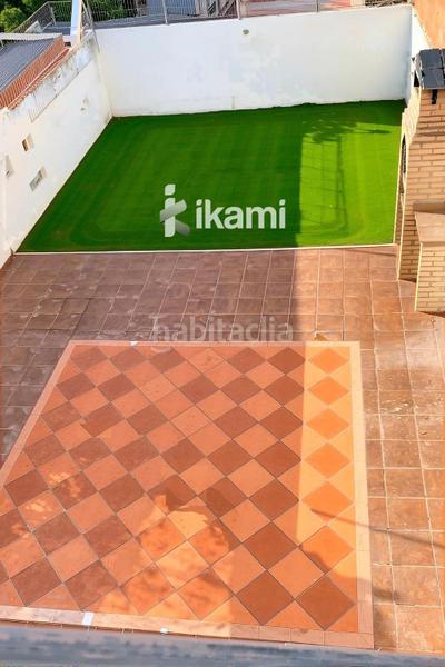 Foto d0b65e9d-fbab-4927-a1c4-994b0bc9dd06. Casa a schiera in Chozas de Canales