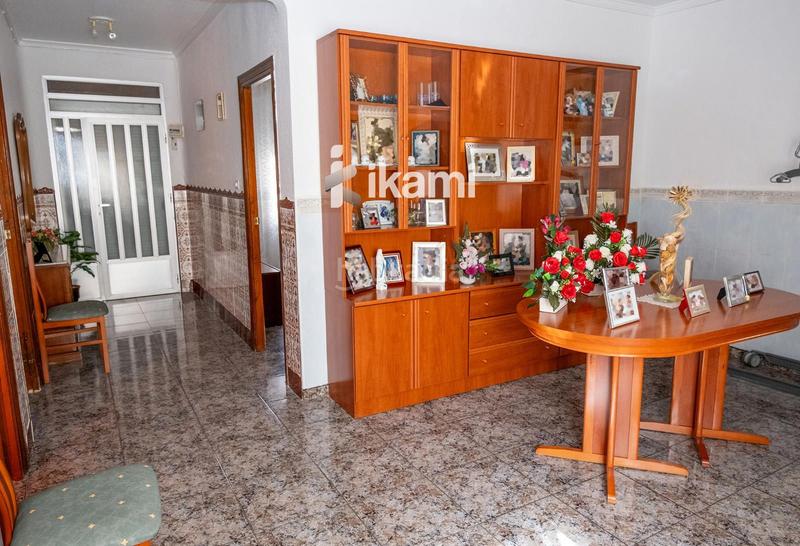 Foto 58827141-0f87-4ac5-ac88-23be6ca125d7. Semi detached house with heating parking in Roldán Torre - Pacheco