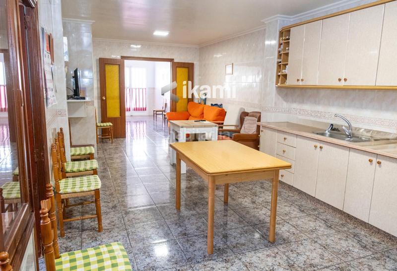 Foto a01a3bfe-2271-47f1-ba3b-5ec0375e7cf2. Semi detached house with heating parking in Roldán Torre - Pacheco