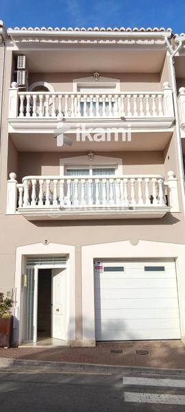 Foto 4cb9e1c0-1911-4c1a-aa01-808a5894667f. Maison jumelée avec chauffage parking piscine dans La Xara-La Sella Dénia