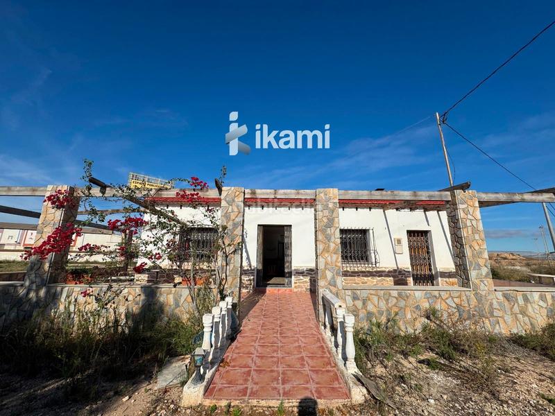 Foto 2904c7e6-3a0b-4c15-bc30-946a67678867. Casa in San Cayetano Torre - Pacheco